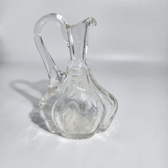 Cruet Clear Glass Etched Grape Leaf Pattern Oil Or Vinegar Decanter Carafe VTG - Picture 3 of 12
